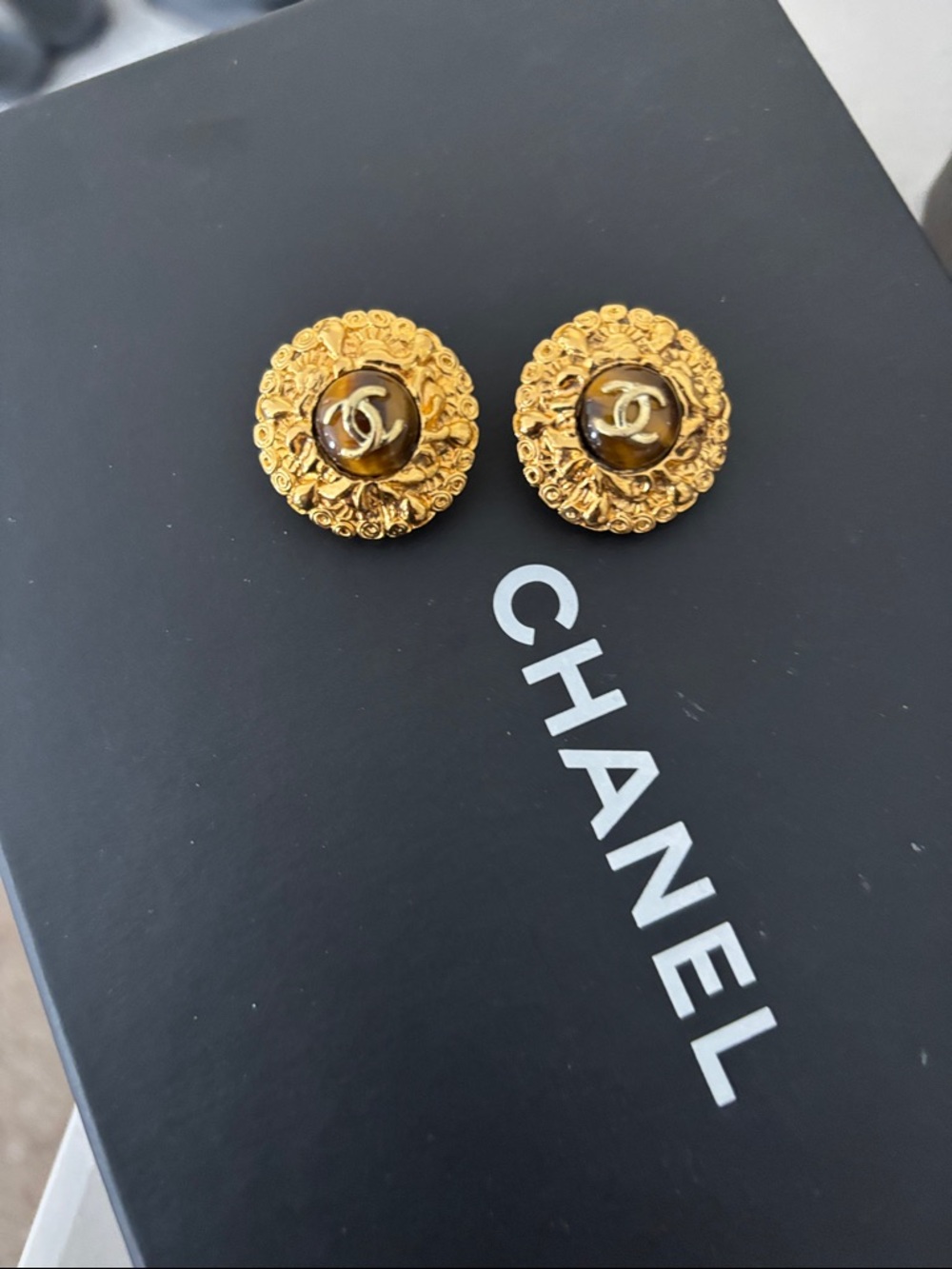 This listing is created for my live show!